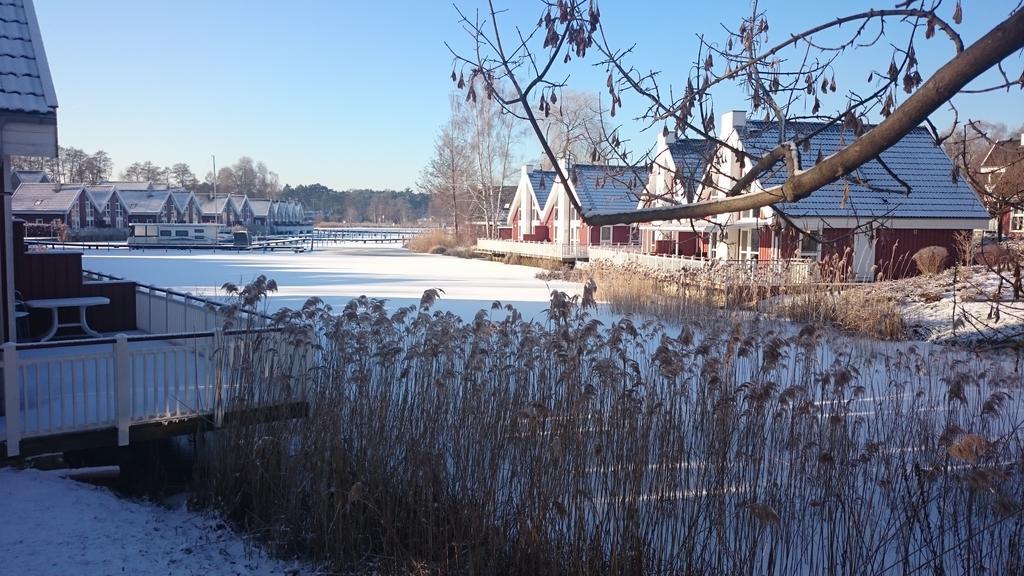 Marinapark Scharmuetzelsee Wendisch Rietz Esterno foto